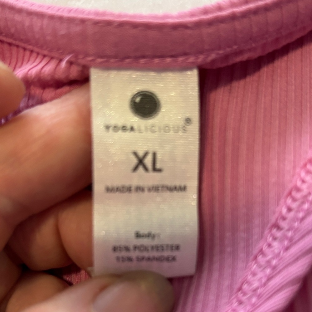 Yogalicious Pink Ribbed Tank Top - Picture 2 of 4
